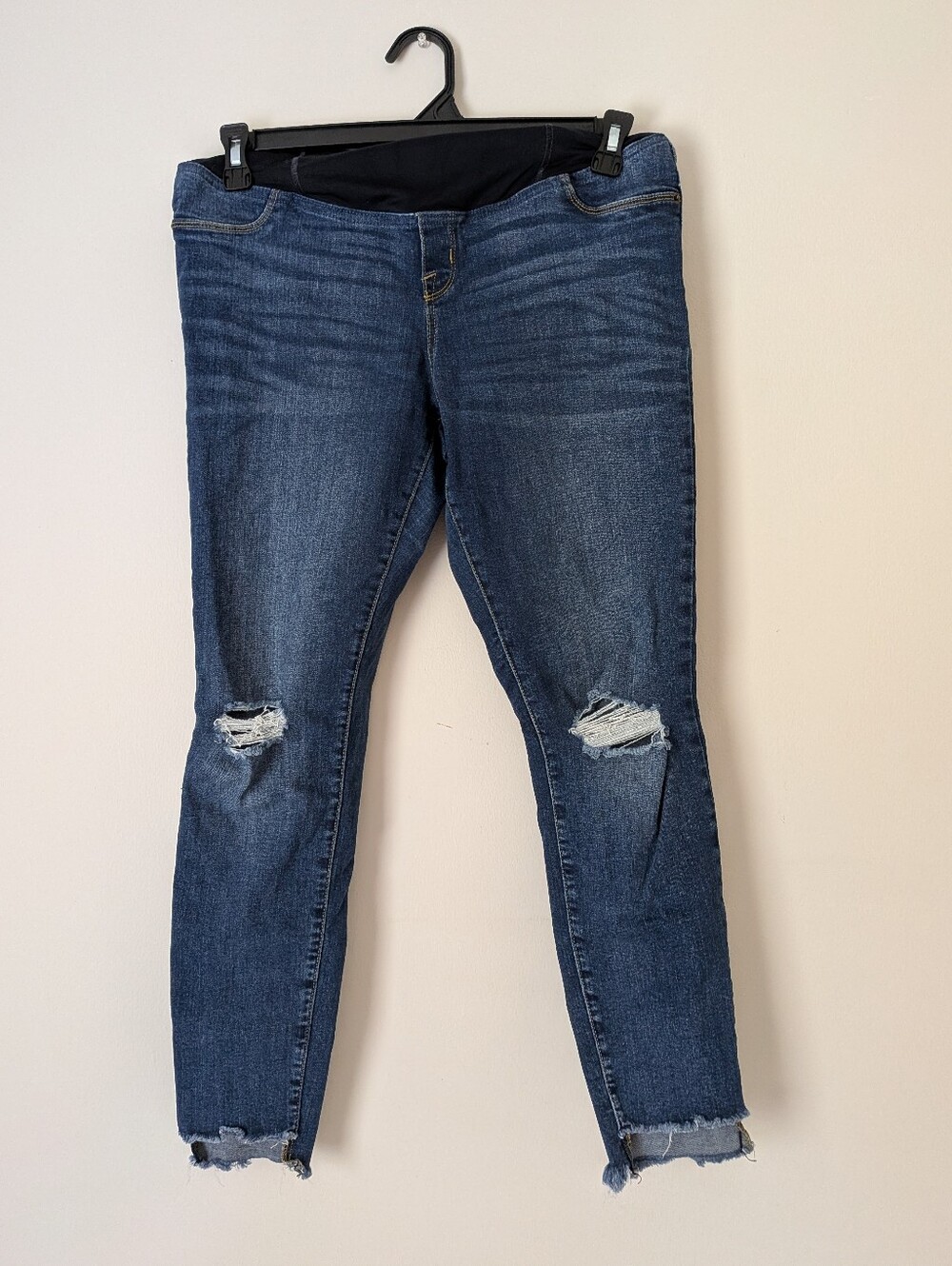 Lot Of 2 Size 8 L Motherhood Isabel Dark Blue Distressed Cropped Maternity Jeans